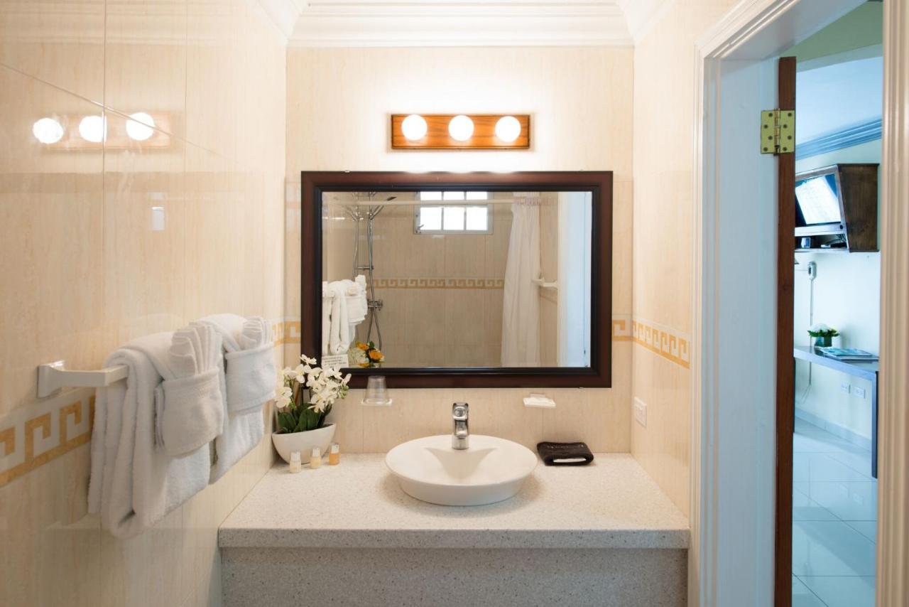 Baker'S Suites خليج سِمبسون المظهر الخارجي الصورة